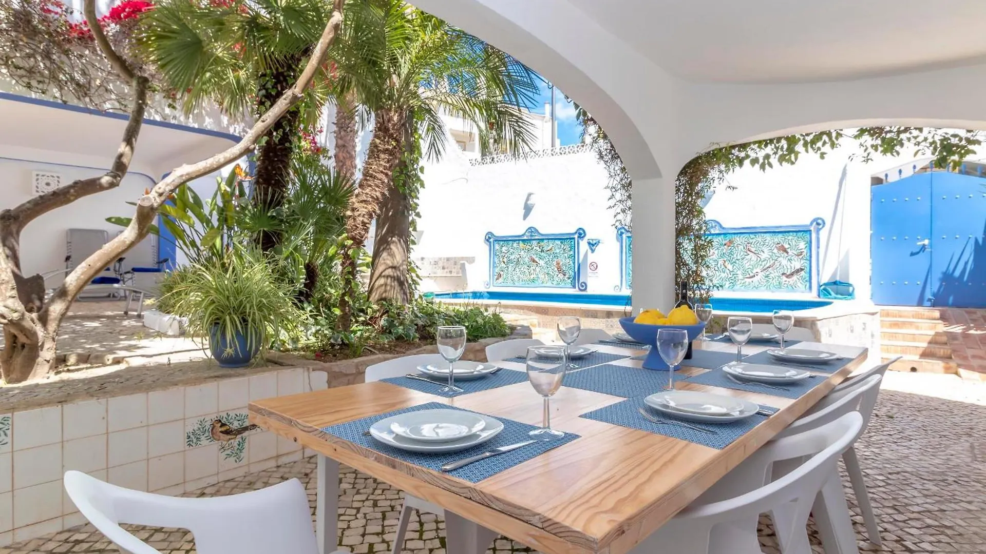 Villa Oasis Hidden Gem Heart Of Village Pool Courtyard Carvoeiro