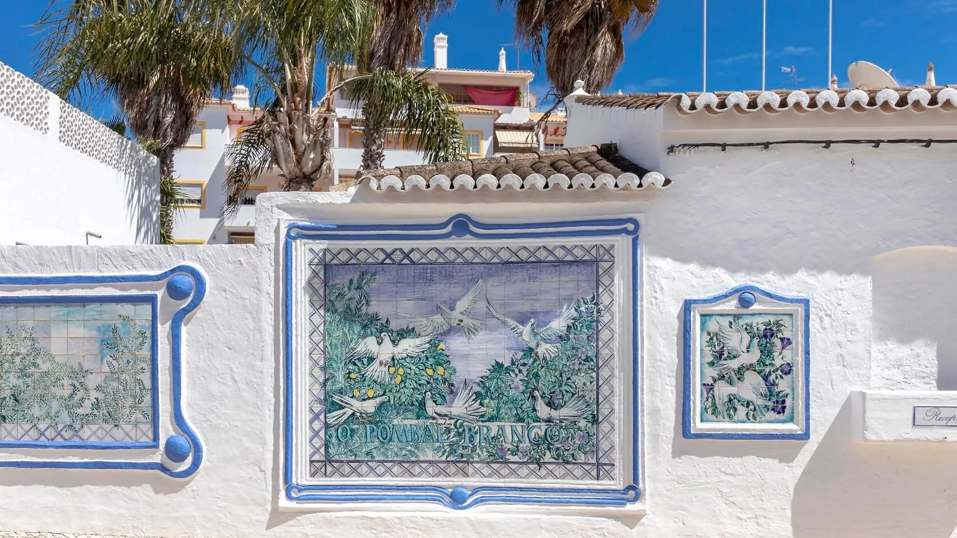 Villa Oasis Hidden Gem Heart Of Village Pool Courtyard Carvoeiro  0*, Carvoeiro (Lagoa) Portugal