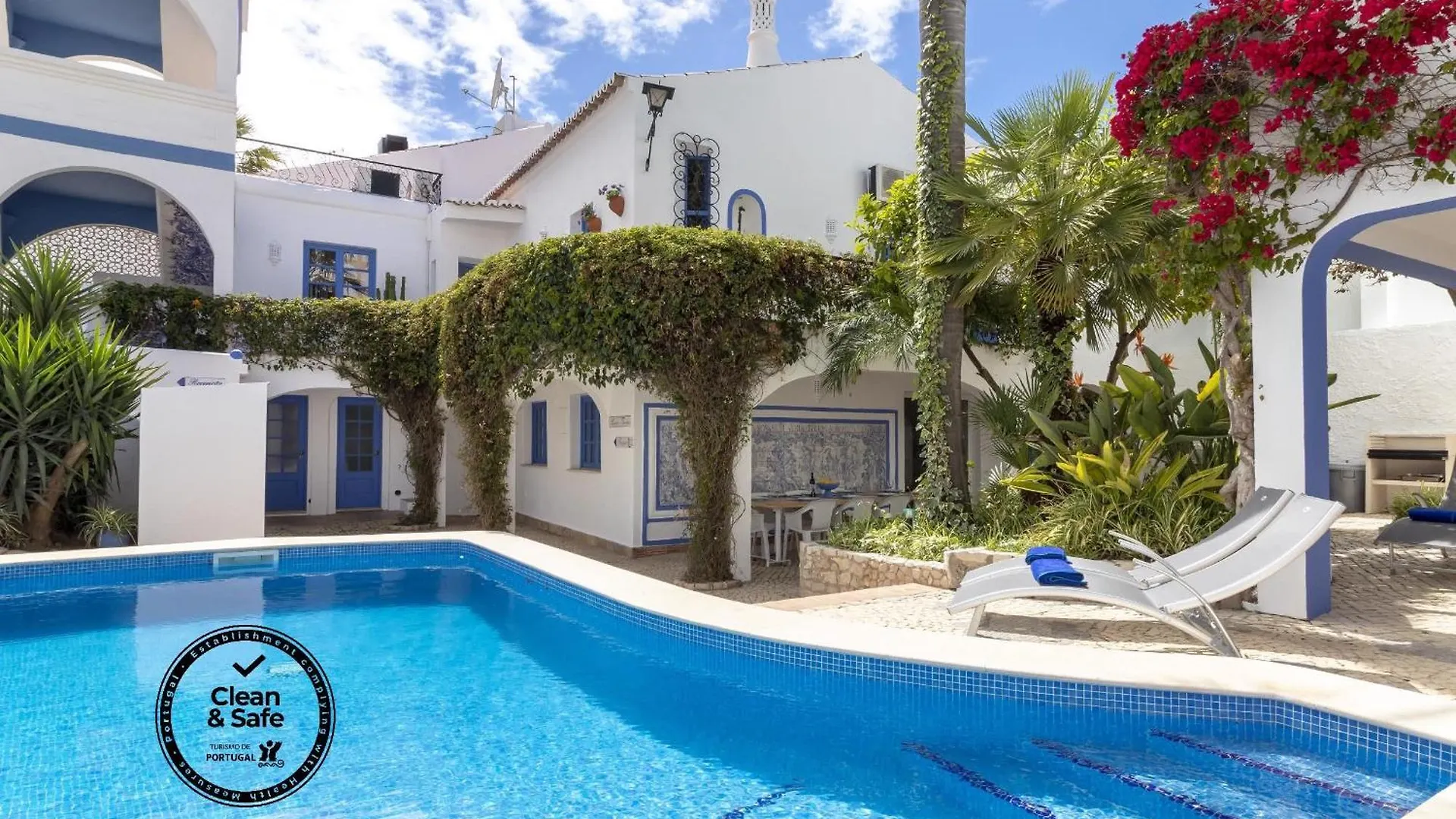 Villa Oasis Hidden Gem Heart Of Village Pool Courtyard Carvoeiro