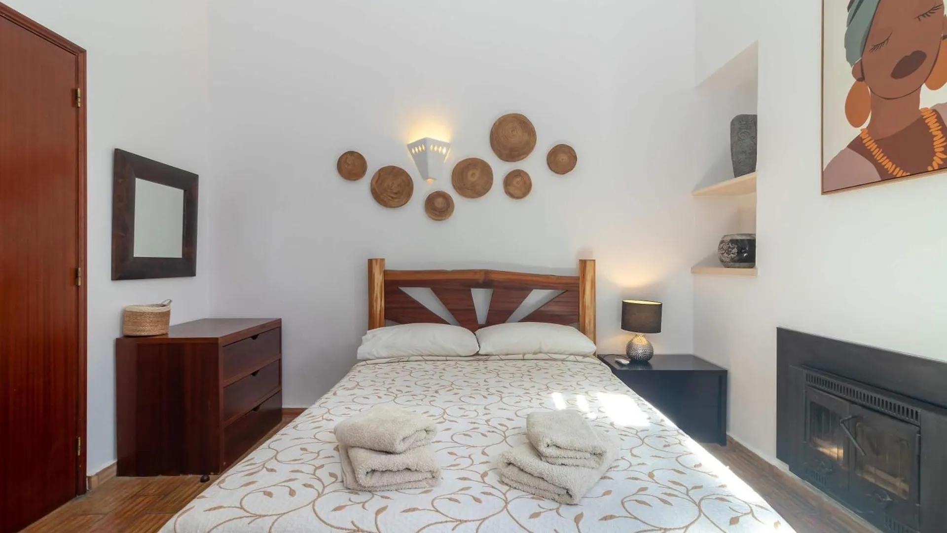 Villa Oasis Hidden Gem Heart Of Village Pool Courtyard Carvoeiro   Carvoeiro (Lagoa)