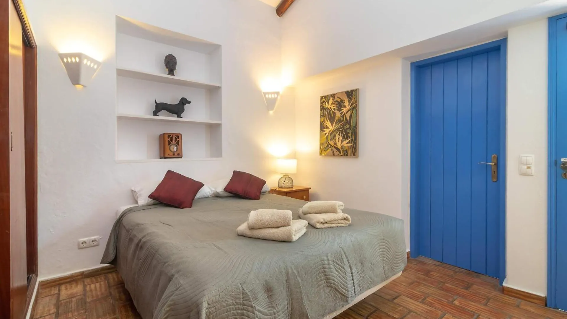 Villa Oasis Hidden Gem Heart Of Village Pool Courtyard Carvoeiro