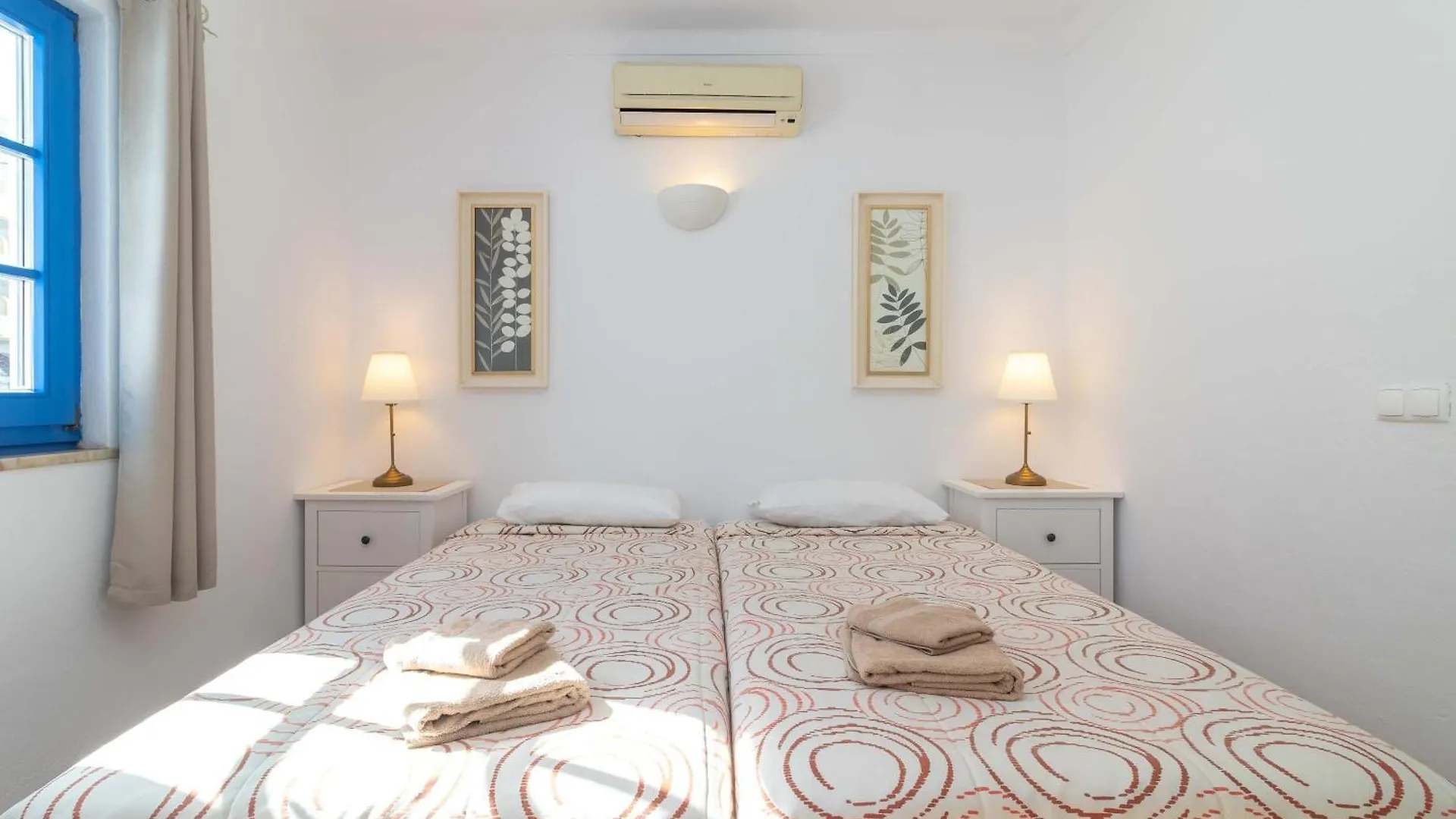 Villa Oasis Hidden Gem Heart Of Village Pool Courtyard Carvoeiro