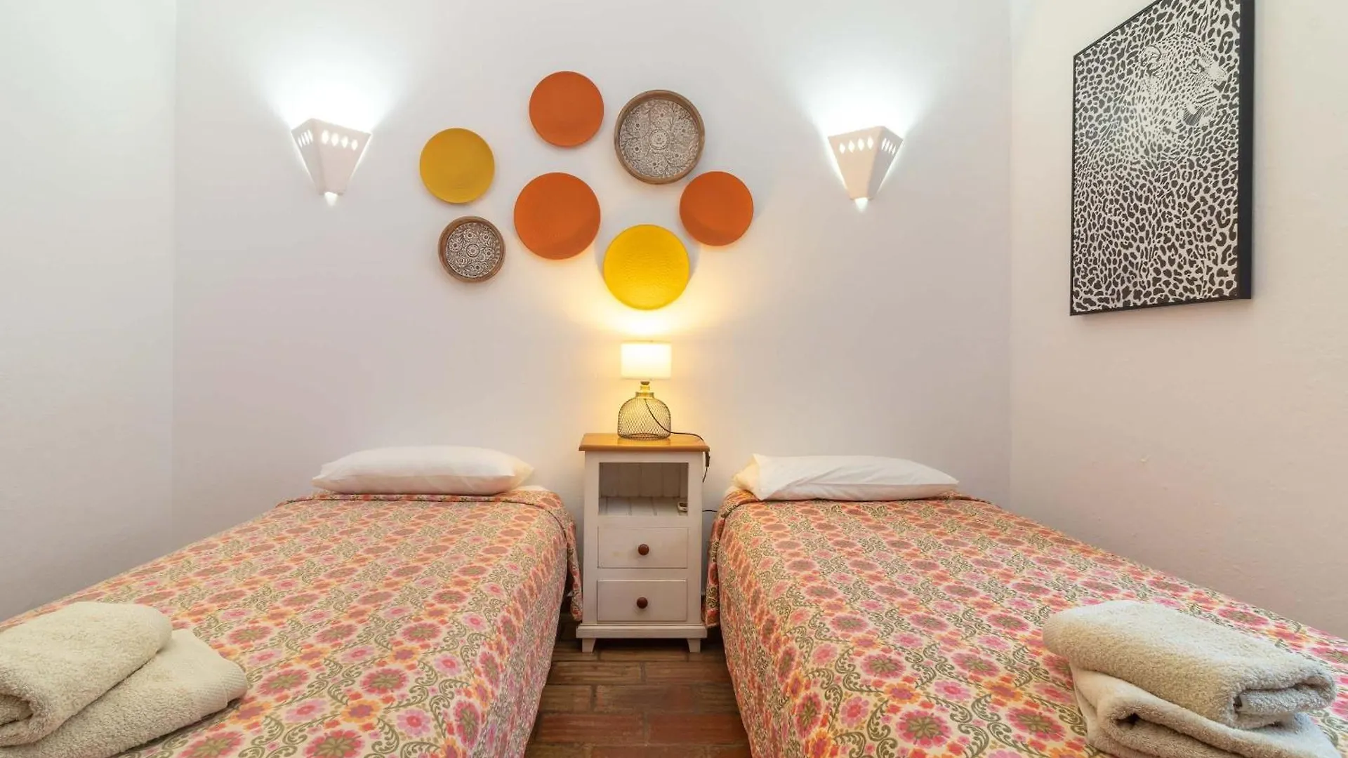 Villa Oasis Hidden Gem Heart Of Village Pool Courtyard Carvoeiro  Portugal